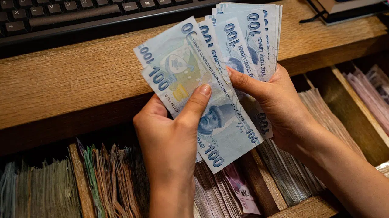 Bakanlık maaşı o rakamı aşanlar için harekete geçti