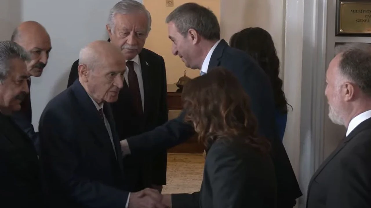 DEM Parti heyeti, MHP'yi Meclis'te ziyaret etti