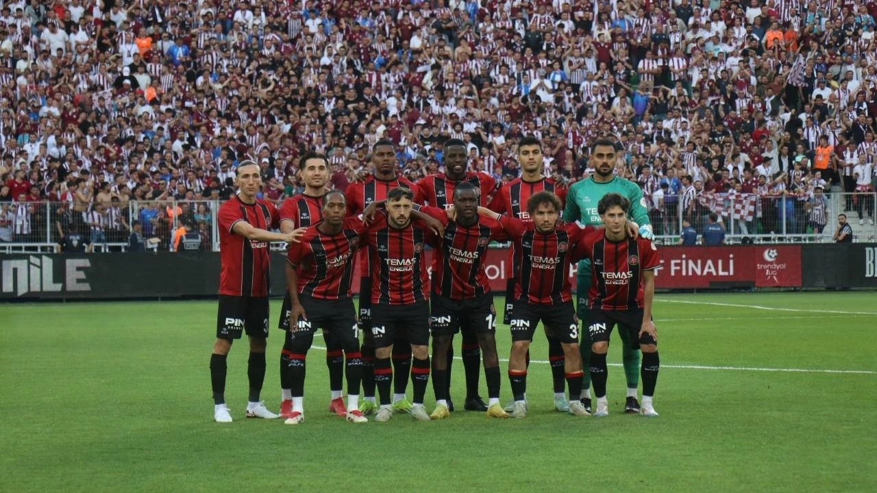 Trendyol Süper Lig'e yükselen son takım belli oldu