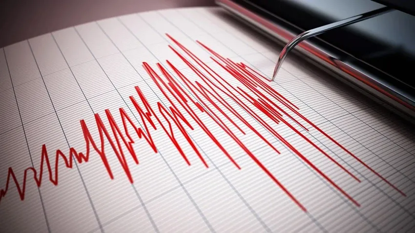Antalya'da korkutan deprem!