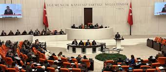 Meclis'te sahte oy pusulası: Önceki Anayasa Komisyonu Başkanı adına...