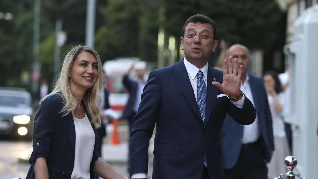 Sahte diploma iddianamesi tamamlandı: İmamoğlu'na siyasi yasak talebi!