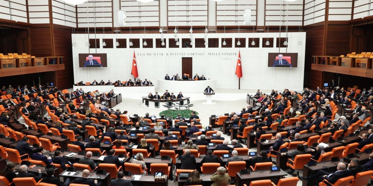 Yeni rakamlar dudak uçuklattı: Cumhurbaşkanı ve Milletvekillerin maaşı zamlandı!
