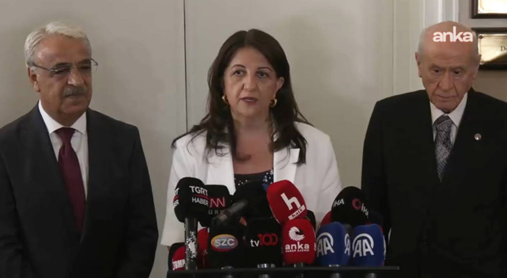 DEM Parti heyetiyle görüşen Bahçeli’den ilk açıklama: Ben ahrazım…