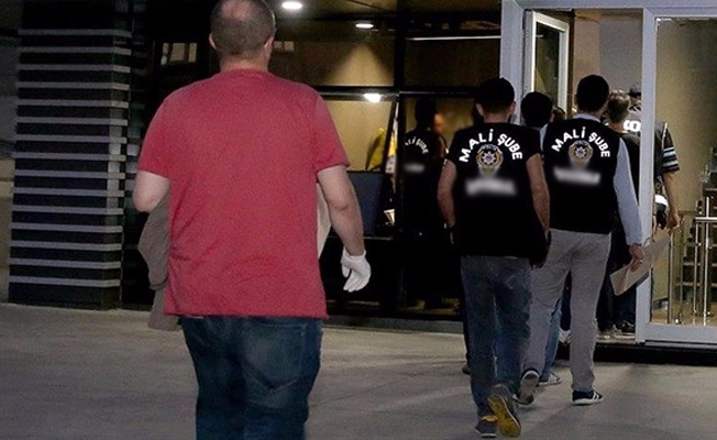 Manisa'da 8 kişi FETÖ'den tutuklandı