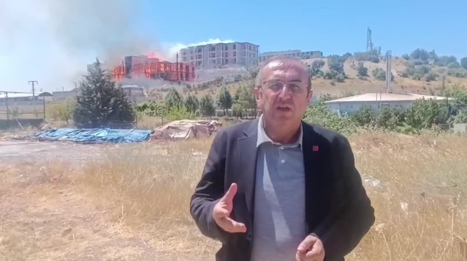 Kahramanmaraş'taki yangına müdahale ediliyor!