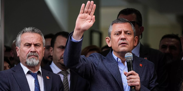 İşte CHP'nin komisyona vereceği 29 maddelik 'Demokratikleşme Paketi'