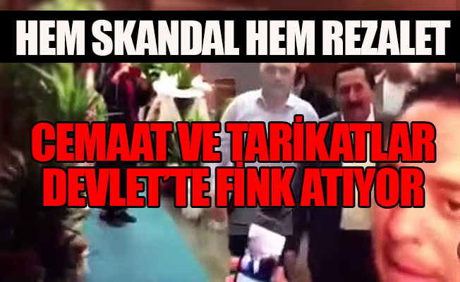 Tekbirlerle Valiliğe girip, yeni valiyi koltuğuna oturttular