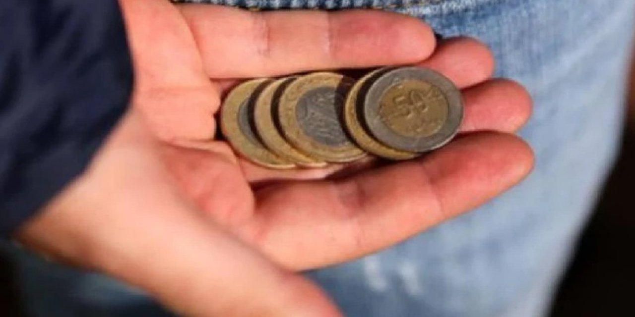 Açlık ve yoksulluk sınırı rakamları belli oldu: Asgari ücret 4'e katlandı!
