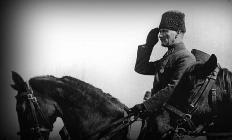 İşte Atatürk'ün ilk kez yayınlanan o görüntüleri!
