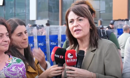 DEM Parti'den CHP'ye destek: "Barış, adalet ve demokrasiden ayrı düşünülemez..."