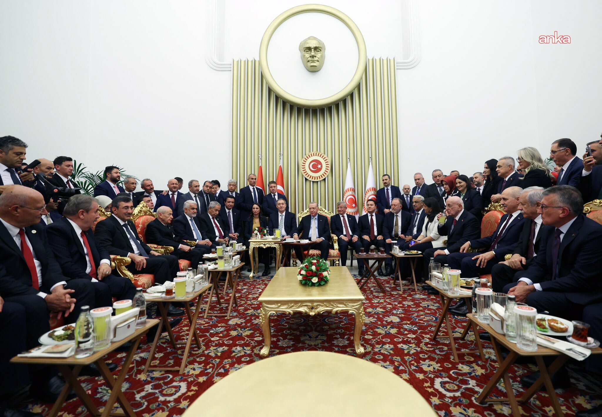 Referandum için tarih verdi! Bu karenin detayları belli oldu: AKP'li isimden flaş açıklamalar!