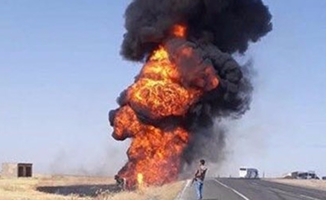 Tanker ile yolcu otobüsü çarpıştı!.. Ölü ve yaralılar var!