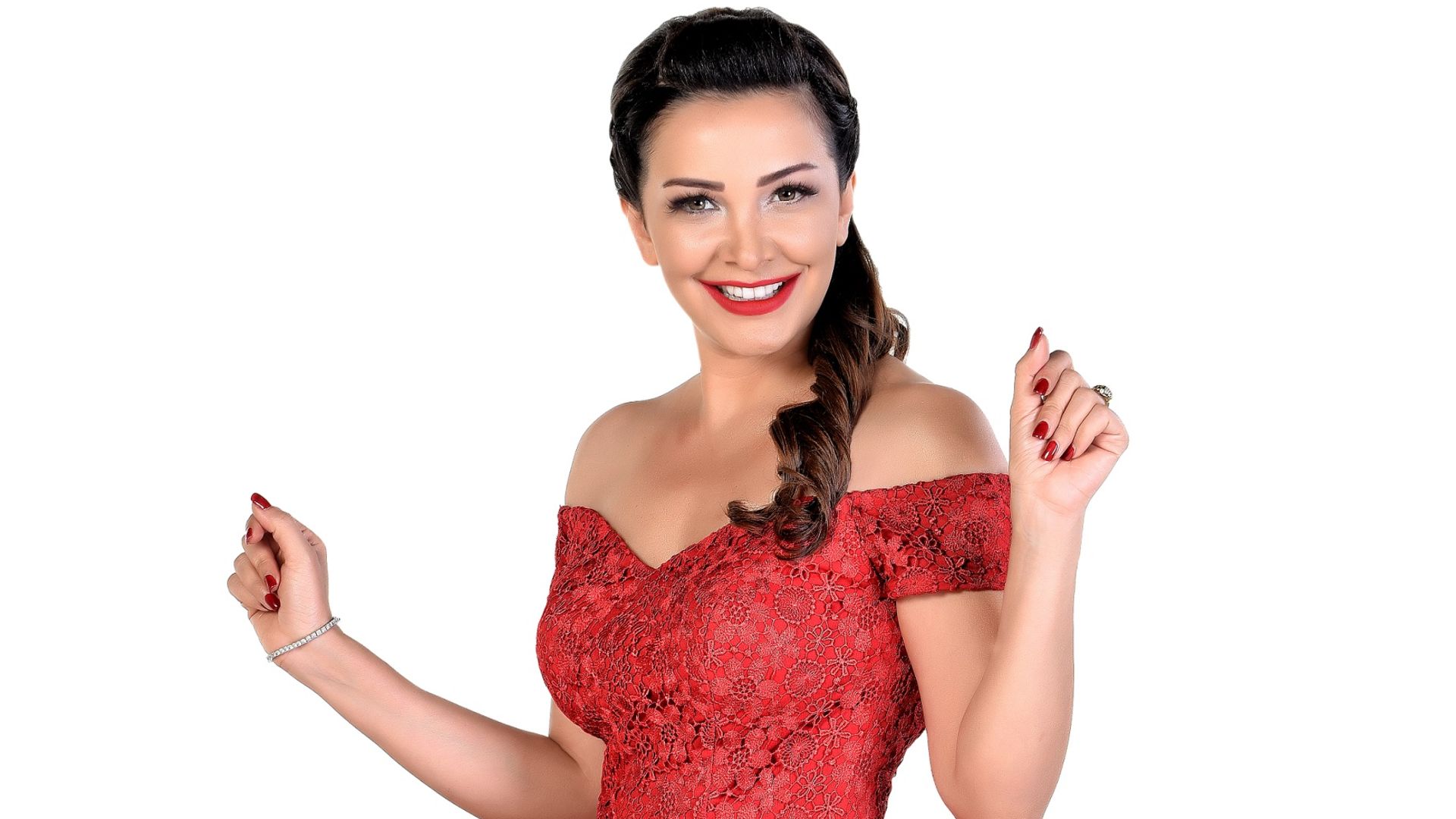 Evrim Akın’dan Şaşırtan Genç Kalma Formülü: Tek öğün, bol su ve…