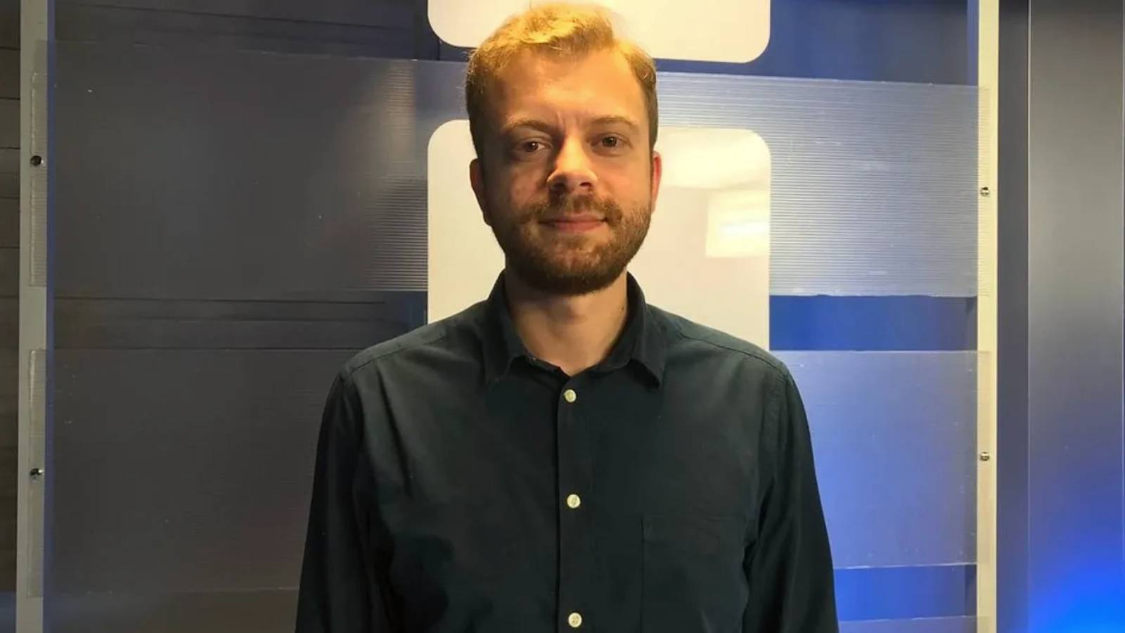 Emrah Gülsunar gözaltında: Anket mi suç sayıldı, yoksa hedef gösterildi mi?
