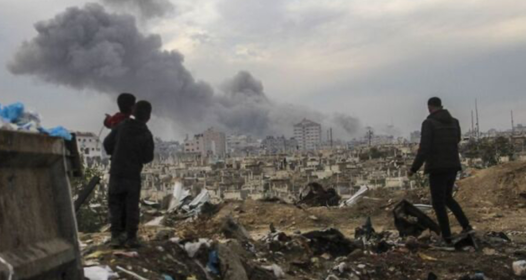İsrail ateşkesi ihlal etti: Gazze bombardıman altında!
