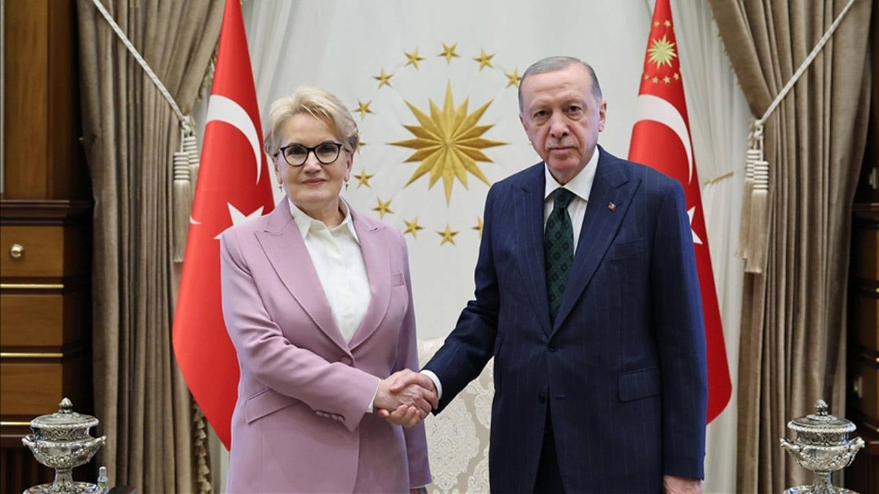 Akşener sessizliğini bozdu: Engelleri aşa aşa, duvarları yıka yıka...