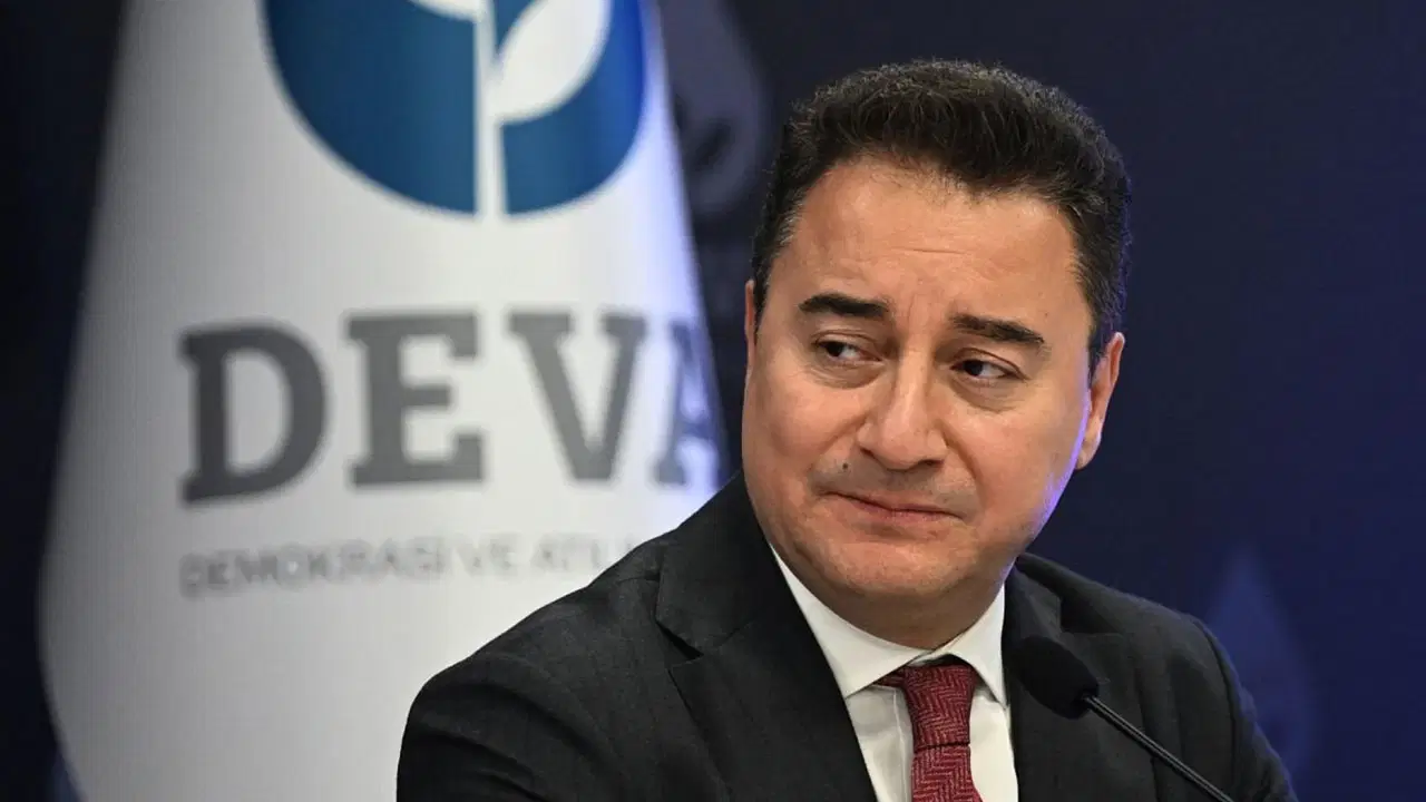 “AK Parti’ye geri mi dönüyor?” iddialarına Ali Babacan’dan net yanıt!