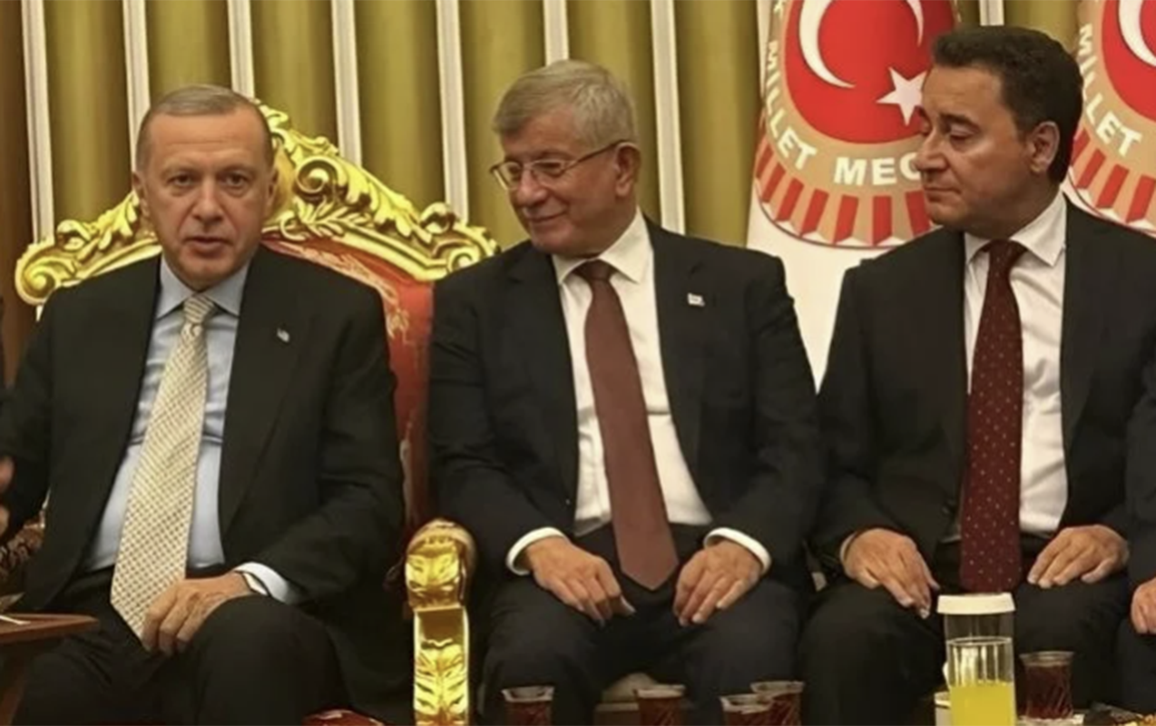Babacan ve Davutoğlu hakkında “AK Parti’ye dönüş” iddiaları yeniden gündemde! Gerçek ne?