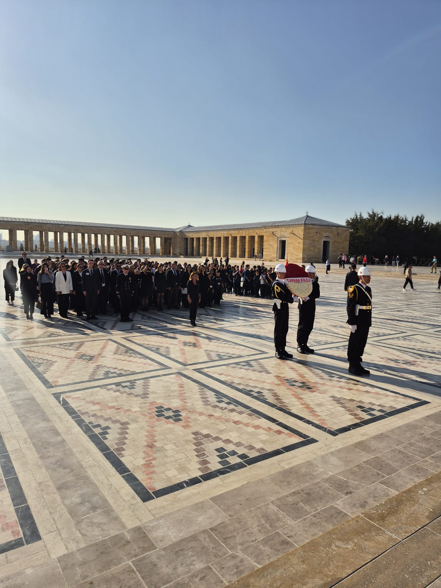 Tarhan Koleji Anıtkabir’de Atatürk’ü Andı