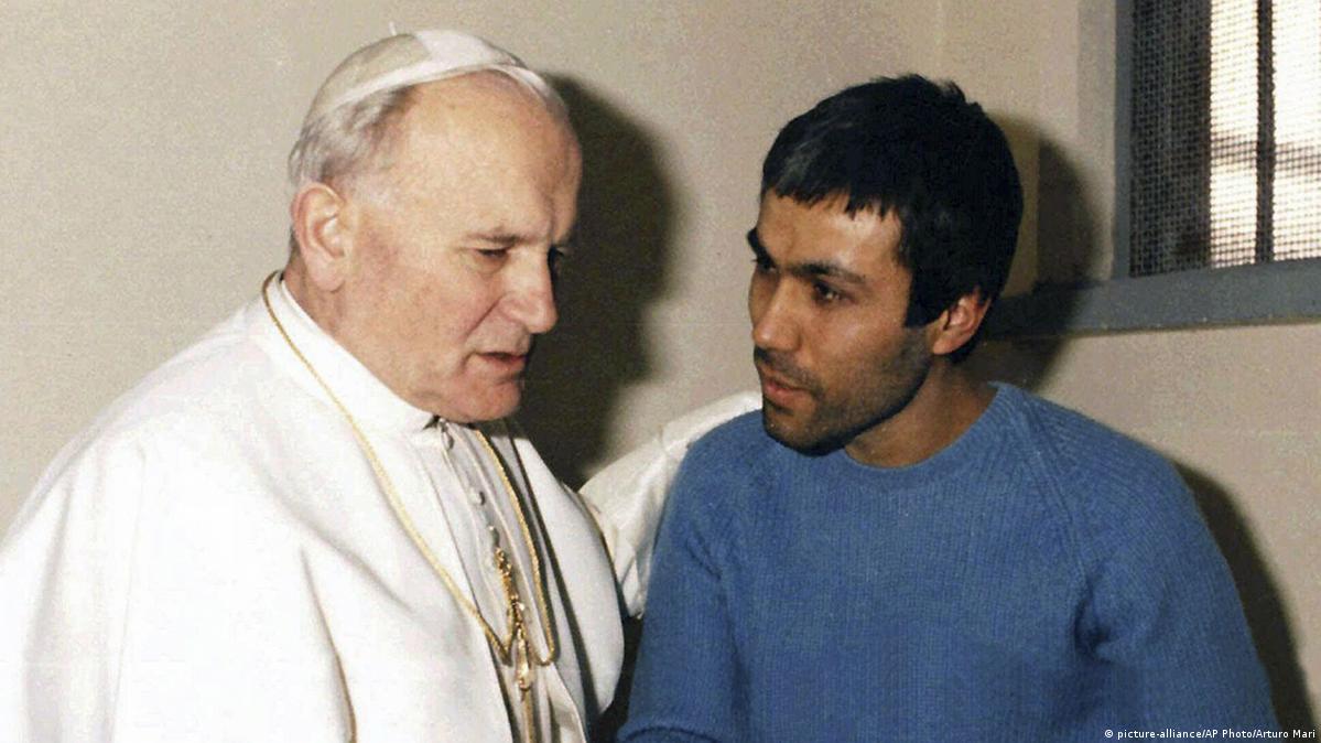 Papa Türkiye’de Gözler Mehmet Ali Ağca’da: “Kimse bana bir şey yapamaz...”