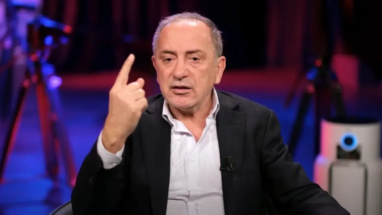Fatih Altaylı uzun bir aranın ardından ilk kez yorumladı: Dosyaları neden havaya fırlattı?