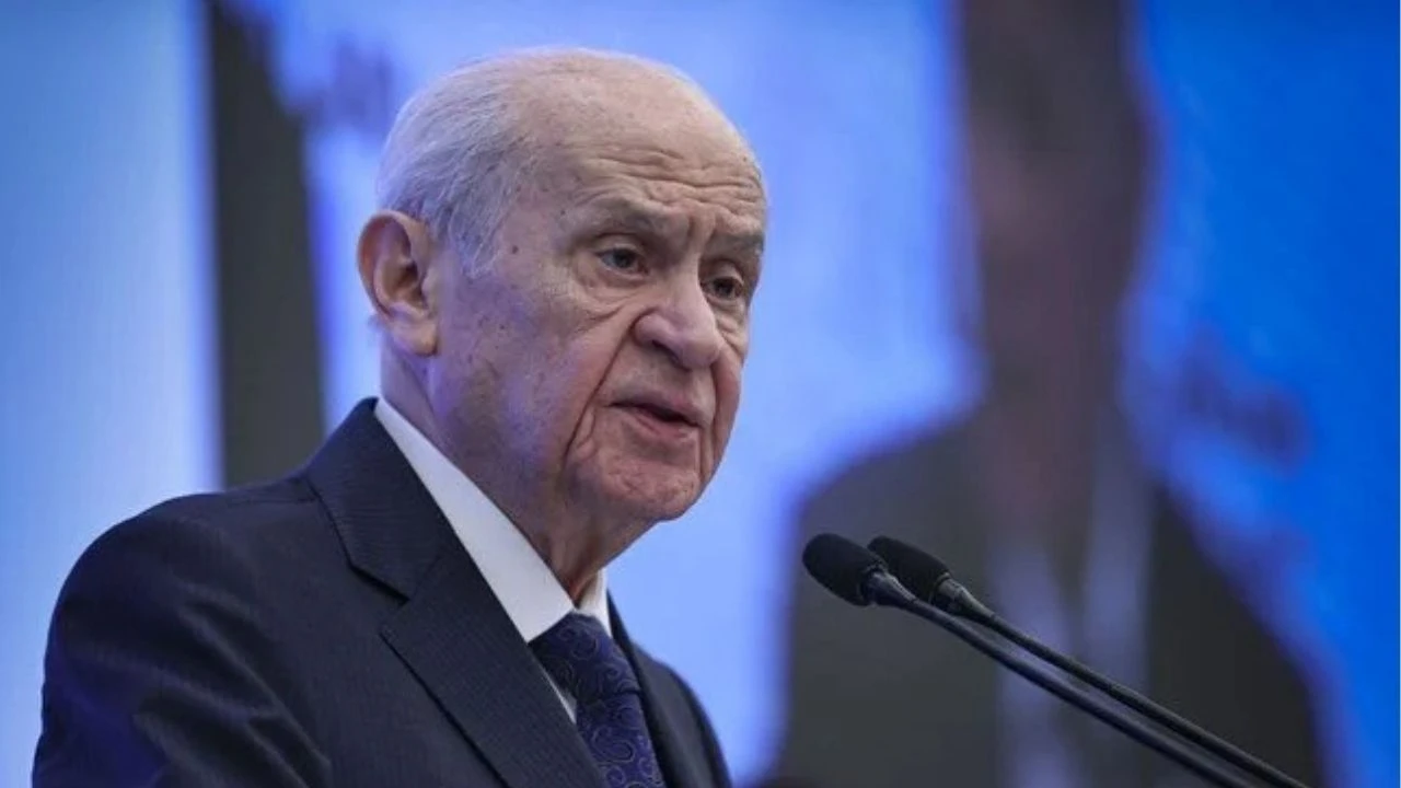 Bahçeli’den gündeme sert çıkış: “Af bekleyen yok, darbe söylentileri fasa fiso”