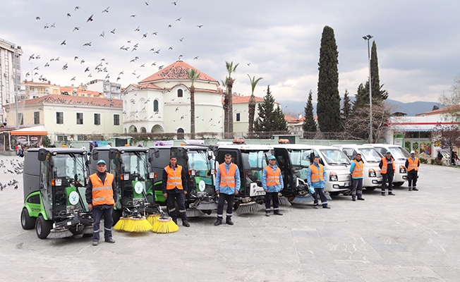 Bornova belediyesinden temizlik atılımı