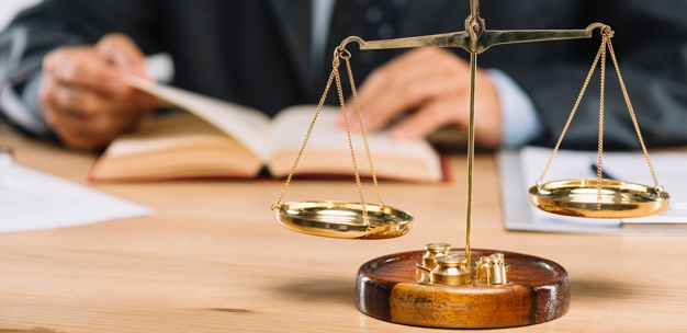 Avukat Tutmadan Dava Açılabilir mi? Vatandaş Hak Ararken Yalnız Kalmayı Göze Alıyor