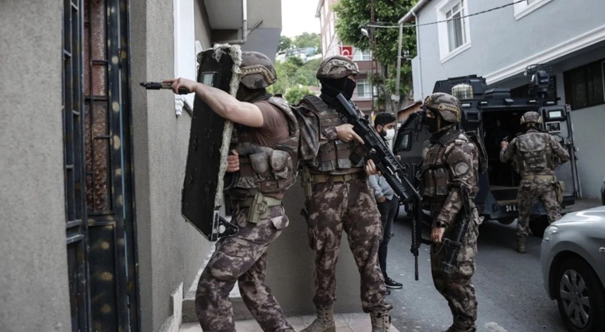 Suç makinesi "Rüzgar" Lakaplı Resul Ateş Operasyondan Son Anda Kurtuldu!