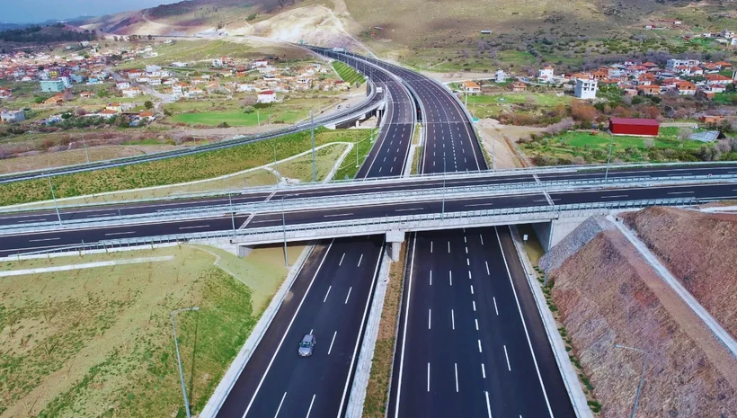 Otoyol Ücretleri Uçuş Fiyatlarını Solladı