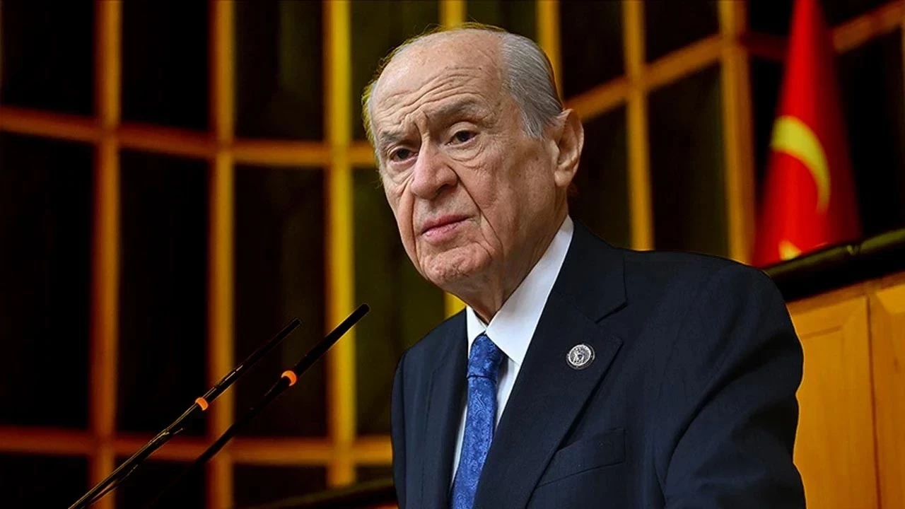 Bahçeli’den Venezuela tepkisi: Karayip Korsanları filmini aratmıyor
