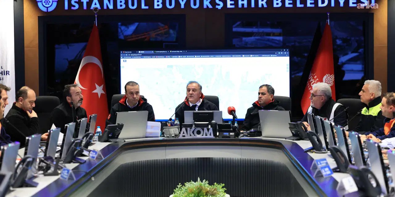 İBB Başkanvekili Nuri Aslan: Ekiplerimiz görev başında trafik yoğunluğu normalin altında
