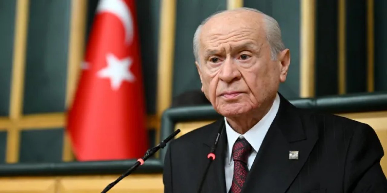 Devlet Bahçeli'den 'Türk bayrağına saldırı' çıkışı: "DEM Parti ve eş başkanları birinci derecede sorumlu"