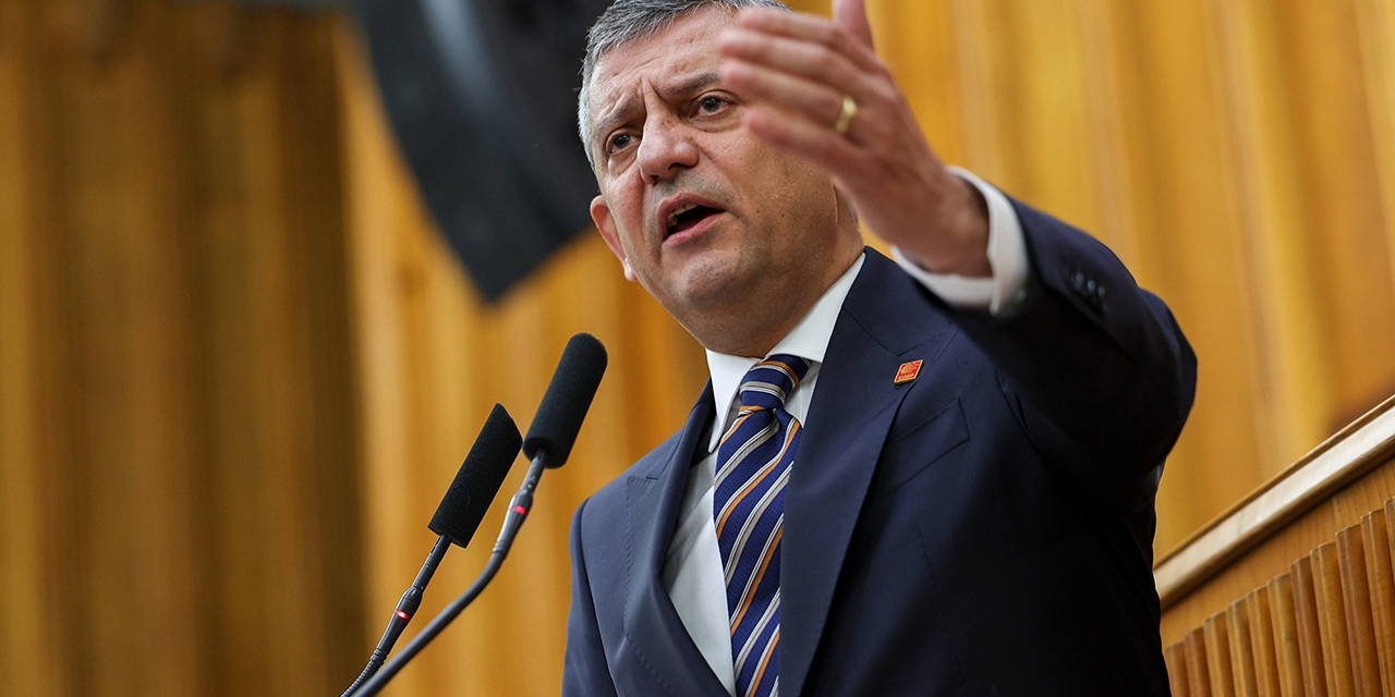 Özgür Özel ateş püskürdü: 'İktidara bozuk tohum Mesut'la gidilmez; Mansur Başkan'la, Ekrem Başkan'la gidilir'