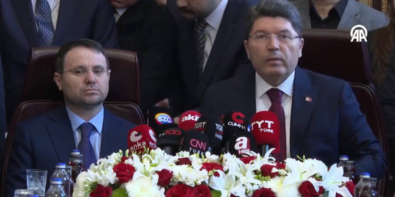 Yılmaz Tunç görevini devretti... Akın Gürlek'ten ilk mesaj