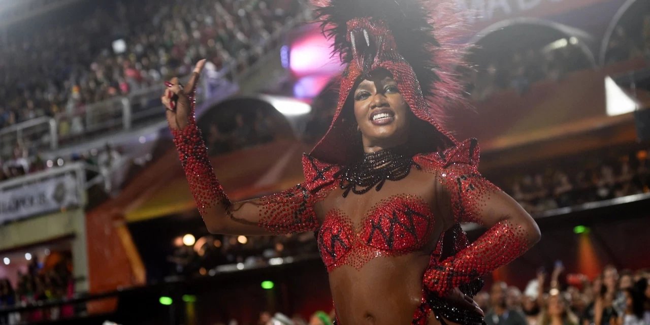 Rio Karnavalı olaylı başladı: Siyasetçiler birbirine girdi