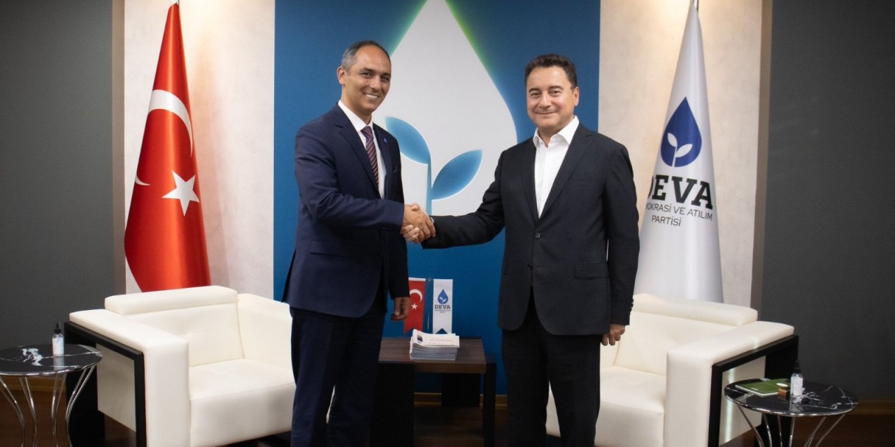 Ali Hakan Ağaoğlu İstanbul Siyasetinde Aktif Rol Üstleniyor