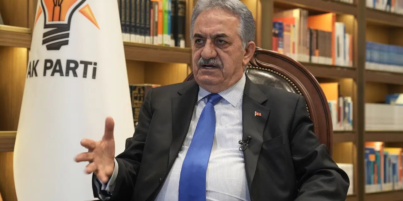 AKP'de yeni anayasa için ilginç formül: 'Bir beyanname şeklinde olabilir...'