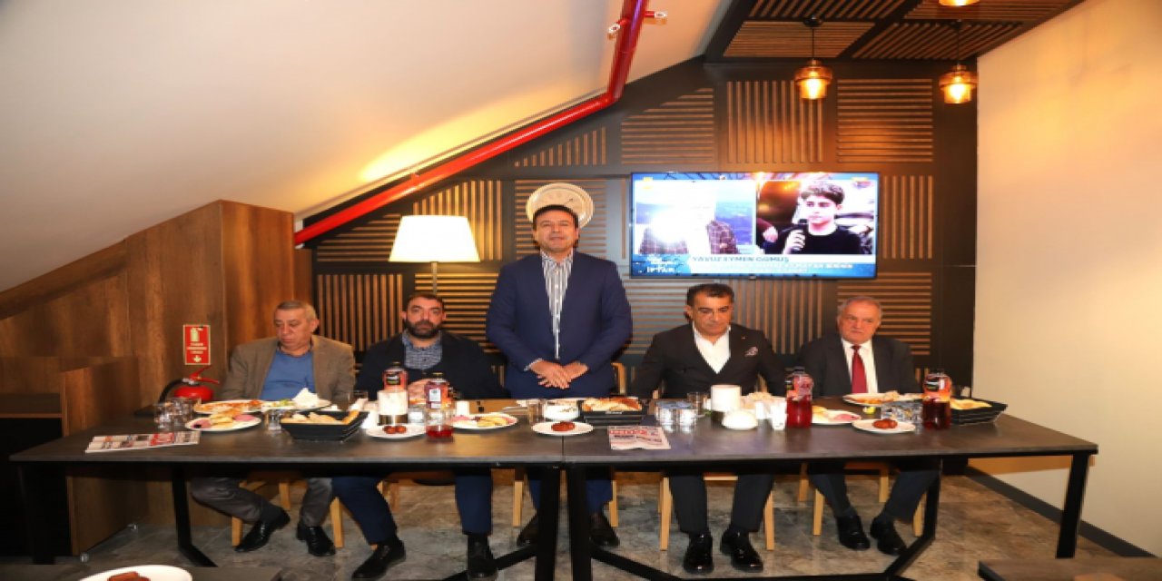 Emin Atmaca Basın Mensuplarına İftar Verdi