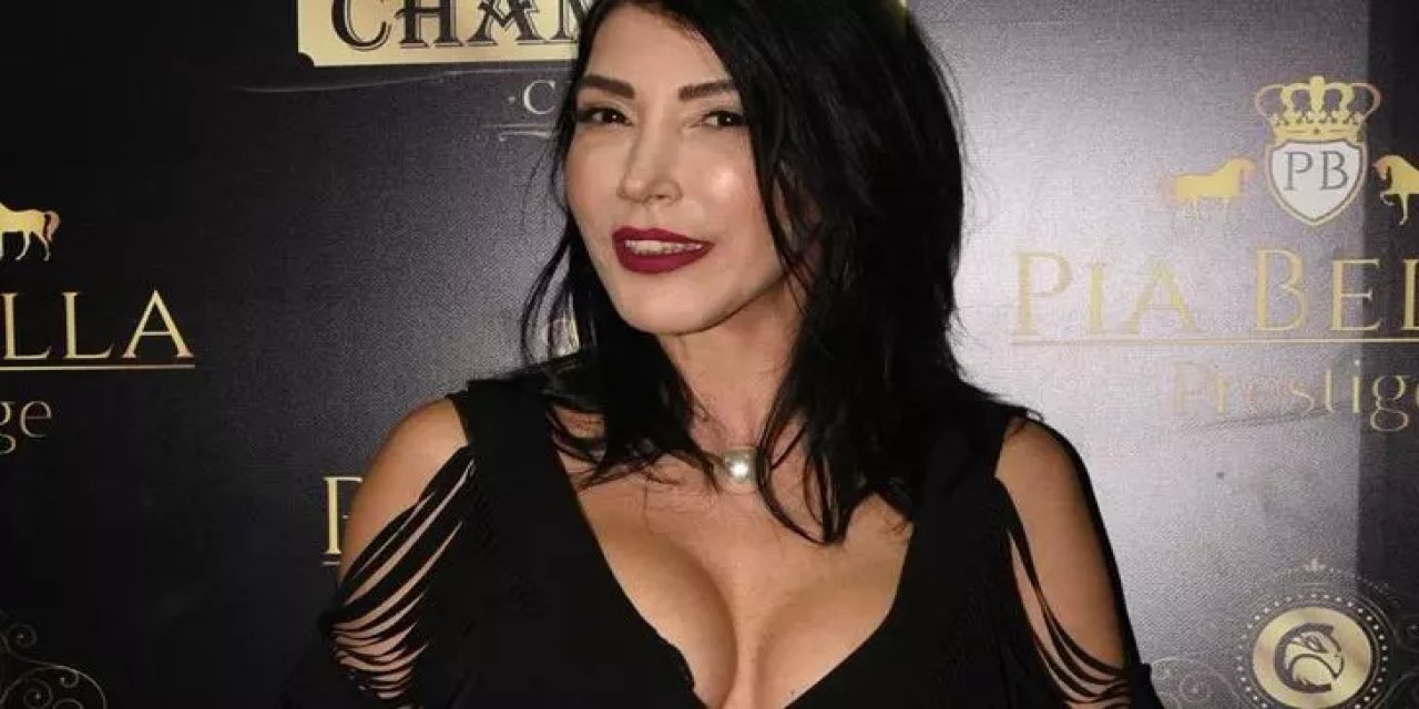 Ünlü şarkıcı Hande Yener'e 'konser' soruşturması