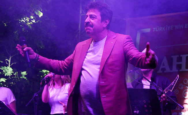  Büyükçekmece, ‘Ayrılıkların Şairi’ni ağırladı