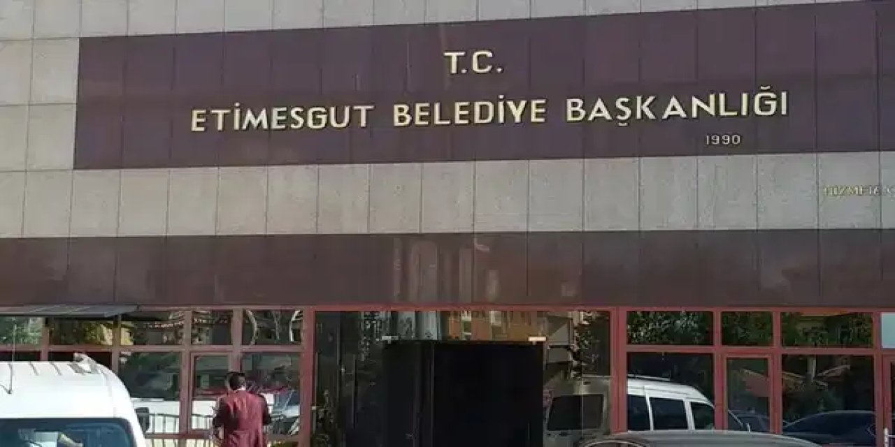 Etimesgut Belediyesi'ne operasyon: Gözaltılar var!