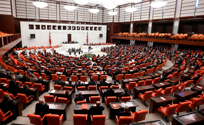 Meclis'in ilk gündemi 'seçim sistemi' tartışması olacak