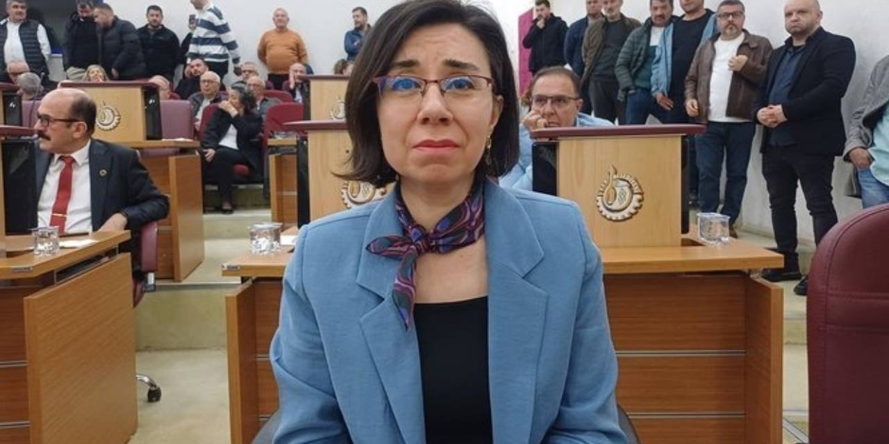 Uşak Belediye Meclisi, CHP’li Hatice Terekeci'yi başkanvekili seçti