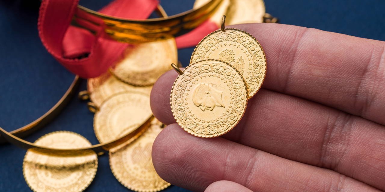 Trump'ın geri adımı altını yükseltti: Gram, çeyrek ve Cumhuriyet altını bugün ne kadar oldu?