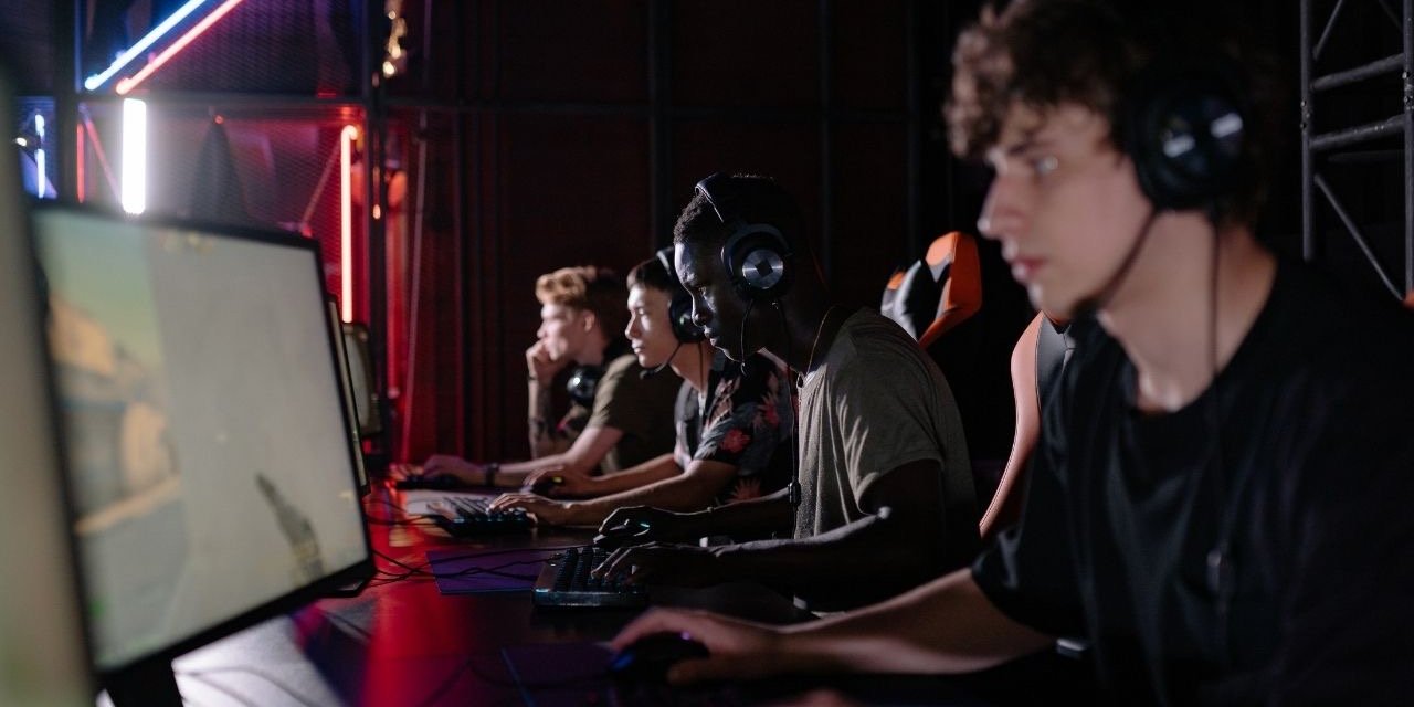 Clash Royale 2026 E-spor Ligi Dünya Çapında Katılımla Başladı