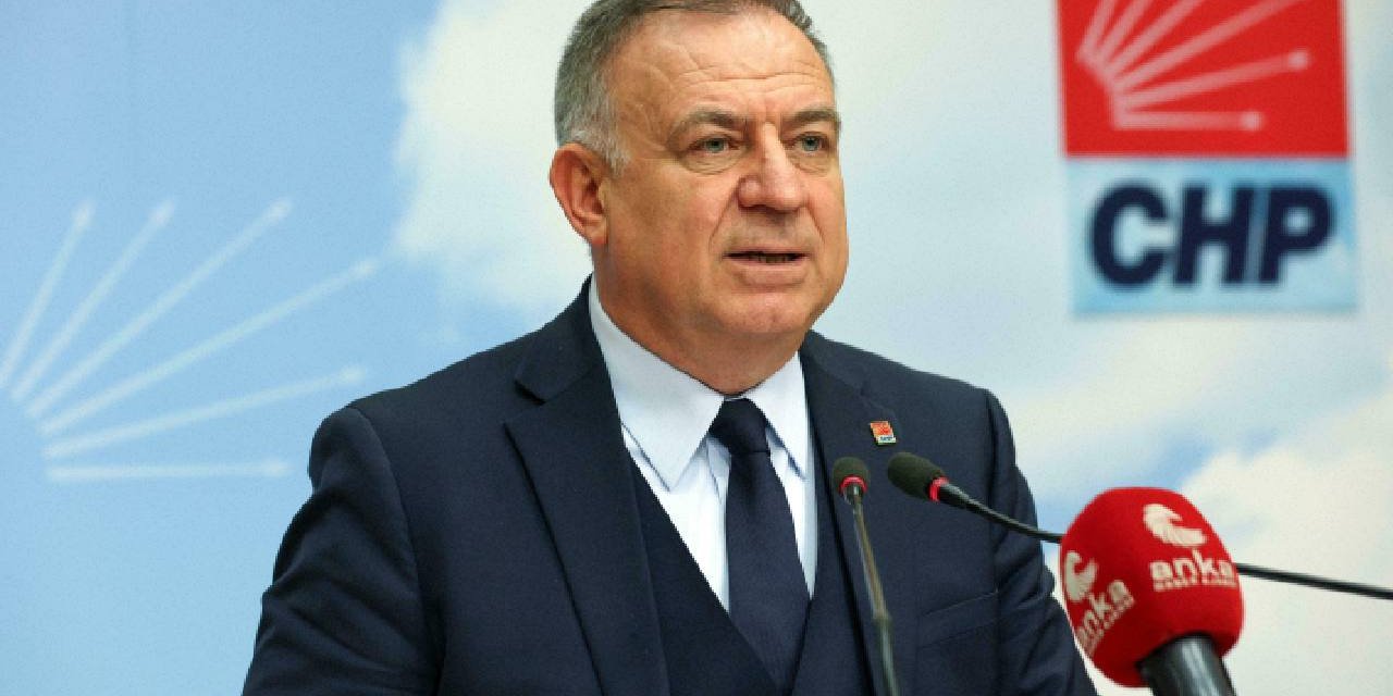 CHP'li Gökan Zeybek'ten 'Onursal Adıgüzel' tepkisi