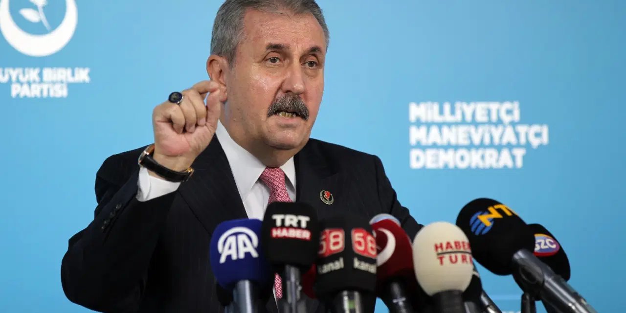 Cumhur ortağından 'emekli ikramiyesi' tepkisi: 'Neden enflasyon oranında artırılmıyor?'