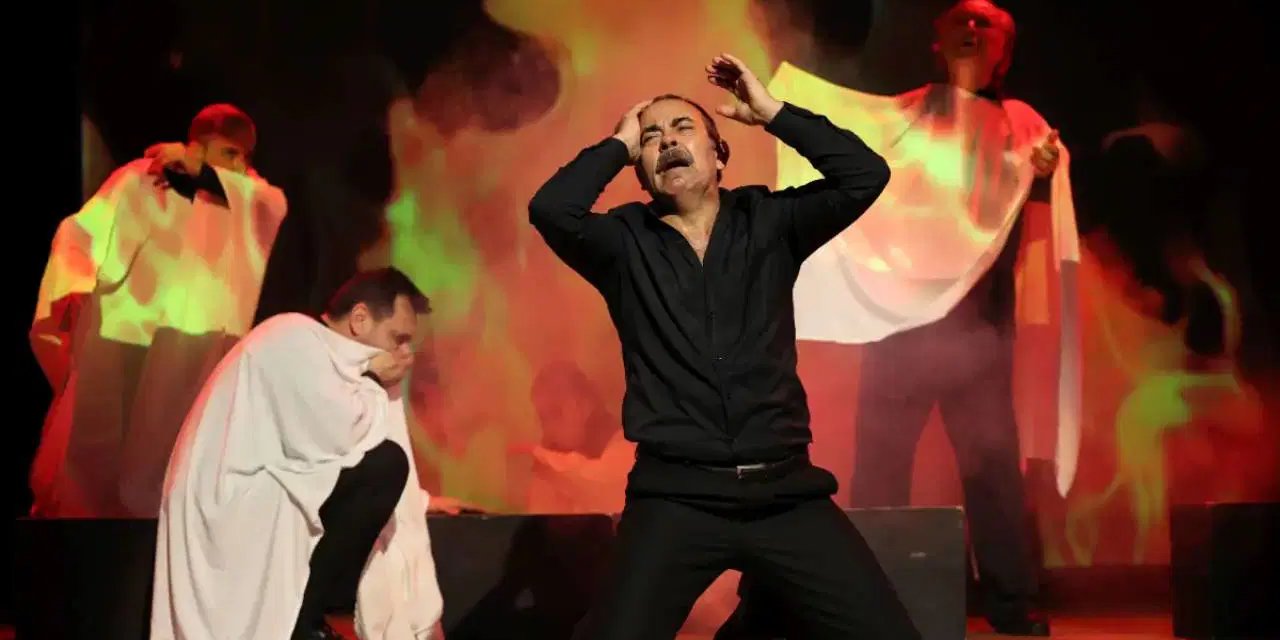 Âşık Mahzuni Şerif oyunu yasaklandı